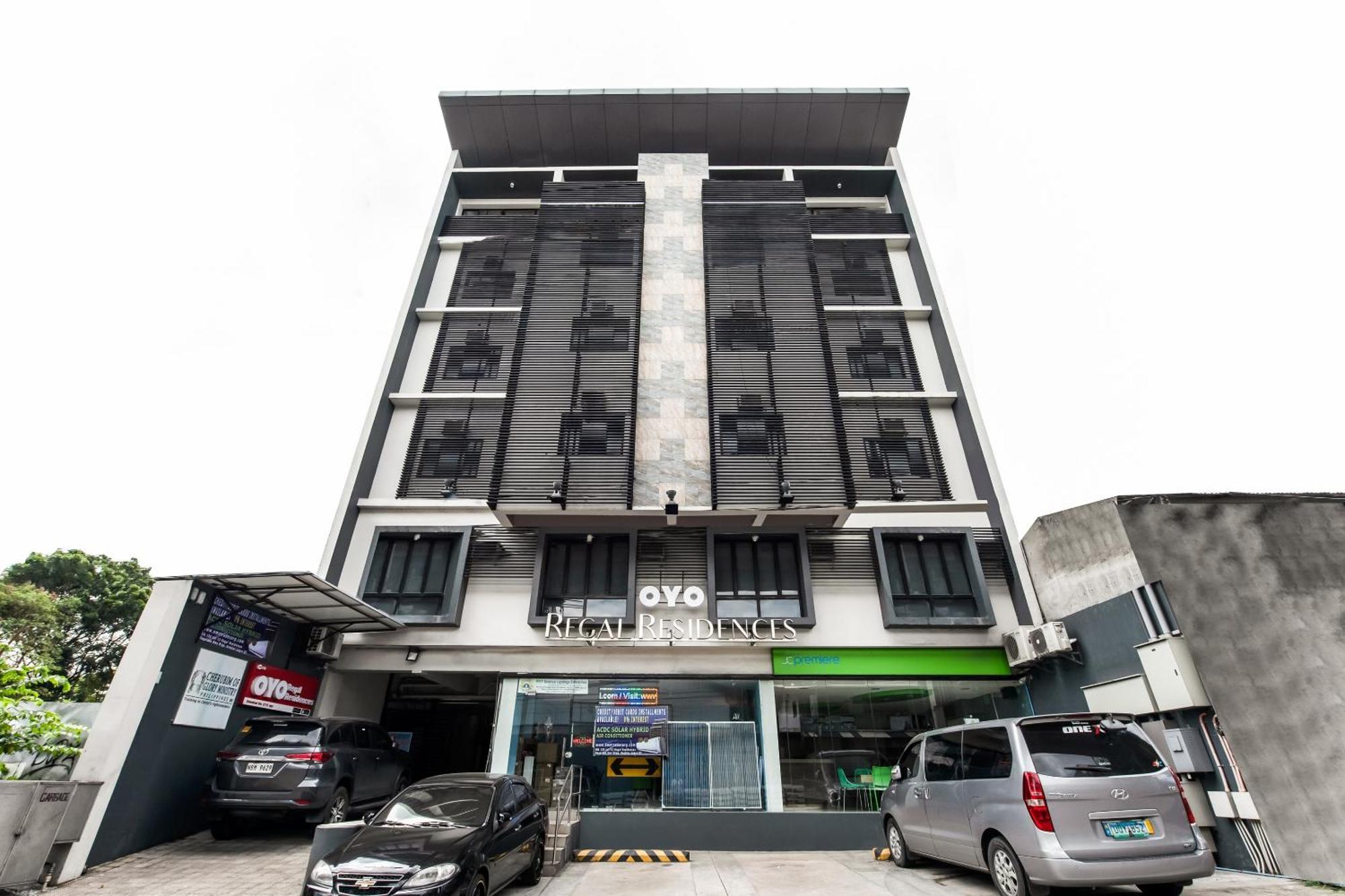 Oyo 136 Regal Residences Quezon City Exterior foto